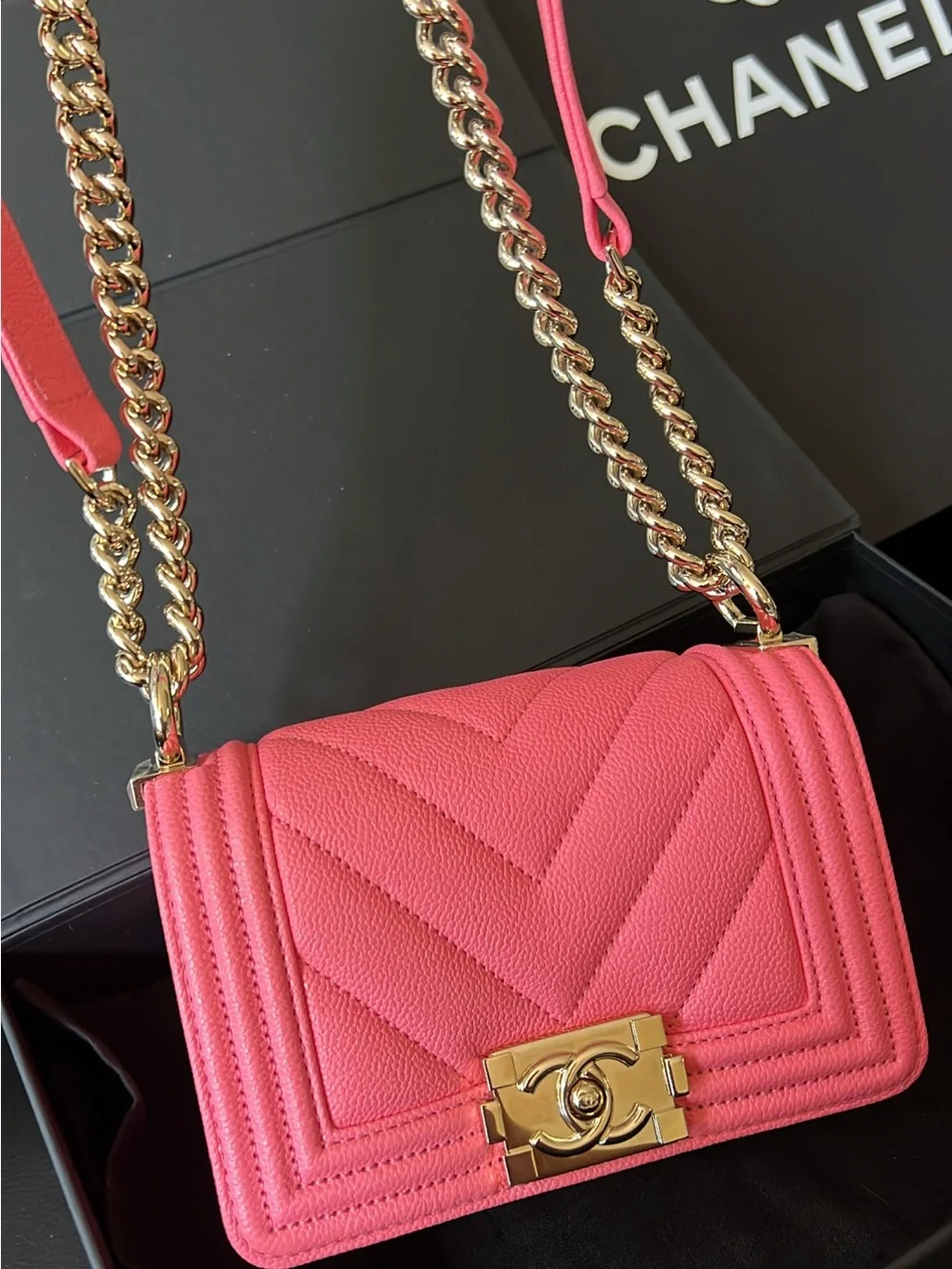 CHANEL RARE Mini Boy Bag Pink Quilted Chevron Boy Crossbody with Gold Hardwarde